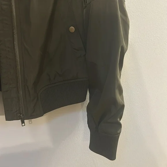 Aqua Bomber Jacket - Size L - Picture 5 of 5